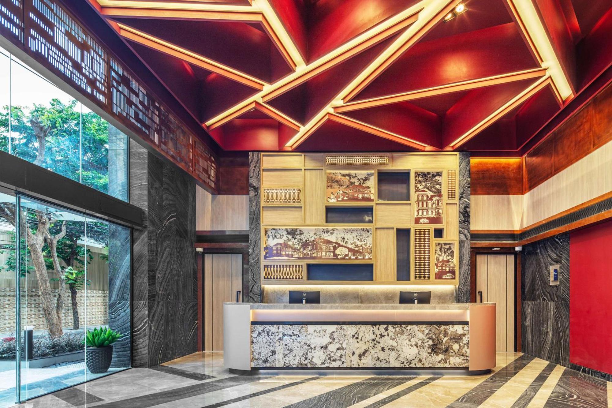 Best Western Click Sathorn 11 Banguecoque Exterior foto